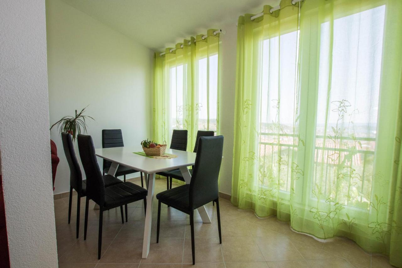 Apartment Andrea Trogir Eksteriør billede