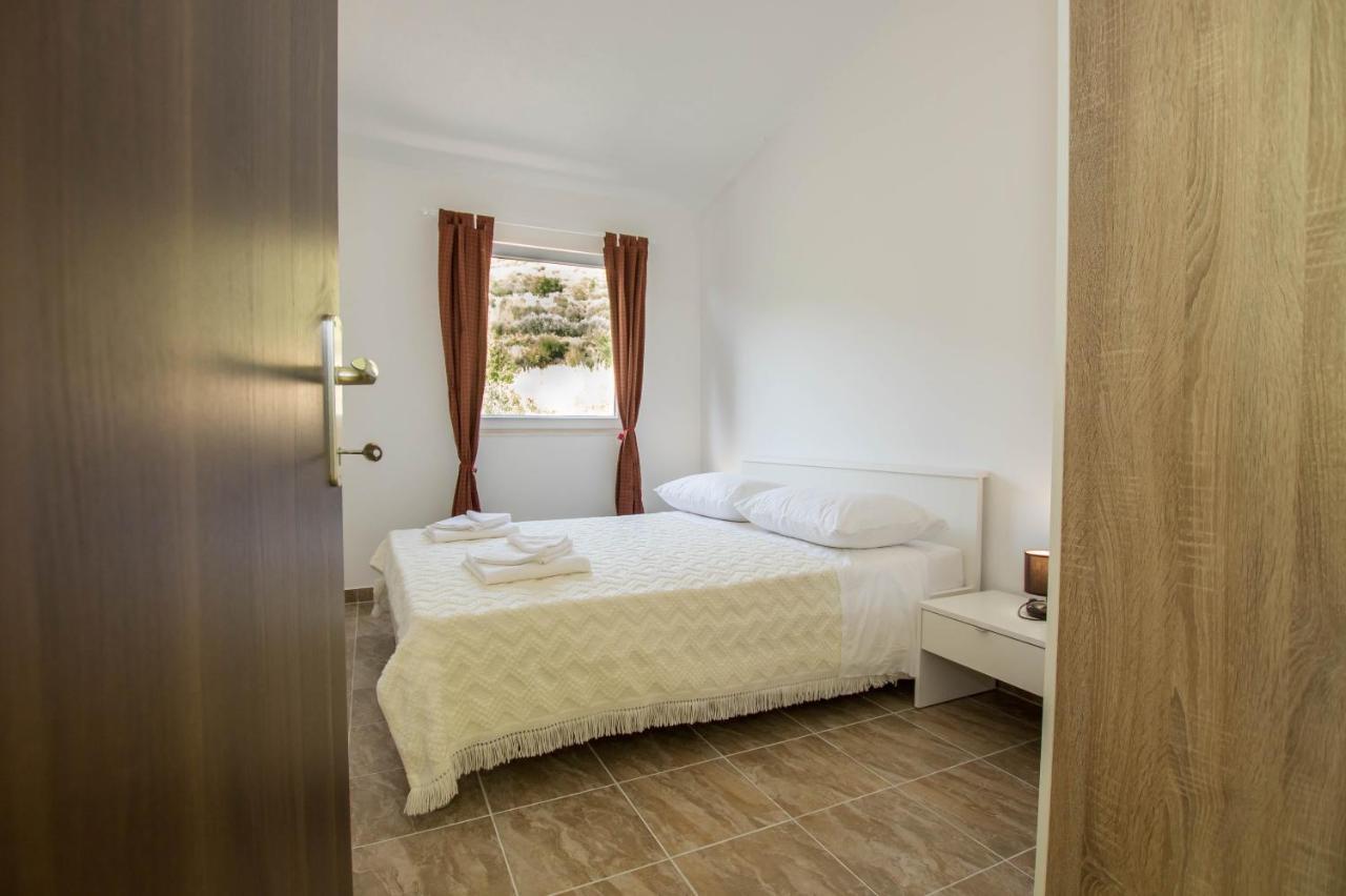 Apartment Andrea Trogir Eksteriør billede