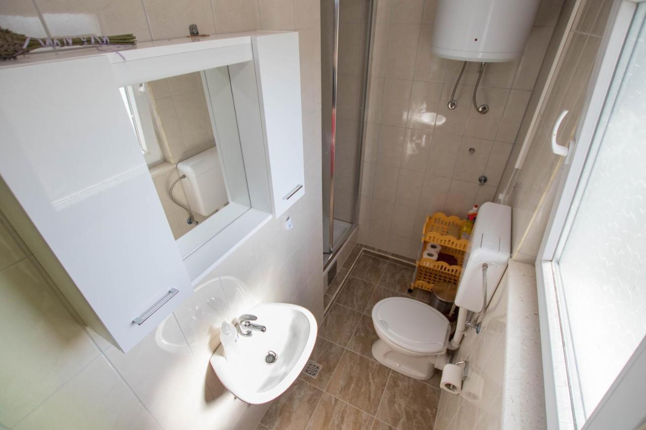 Apartment Andrea Trogir Eksteriør billede