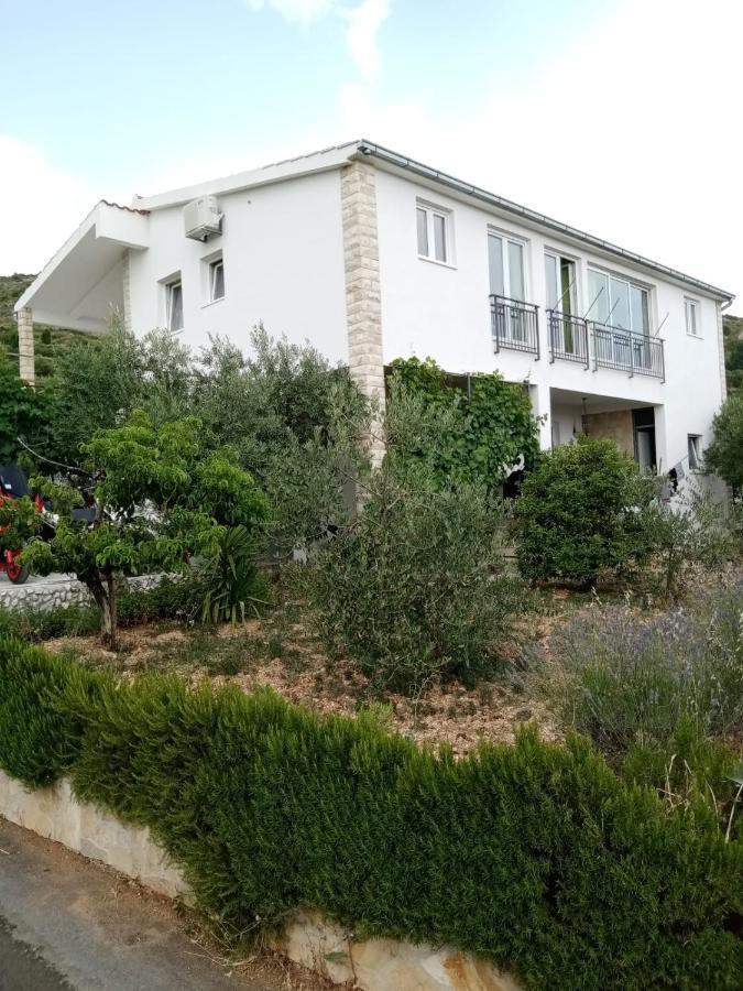 Apartment Andrea Trogir Eksteriør billede